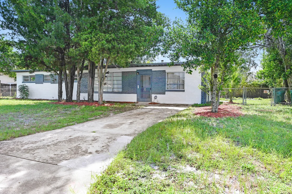 Photo of 1211 Westview Drive