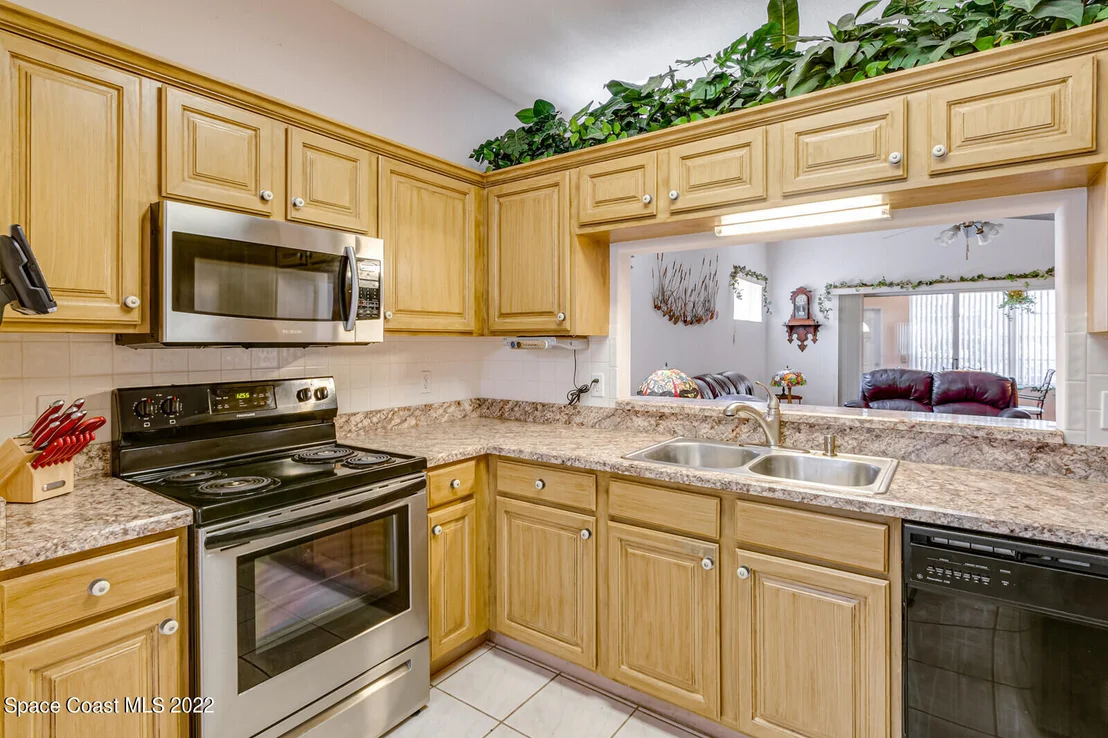 Photo of 1033 S Fork Circle