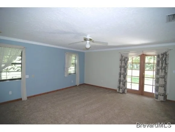 Photo of 4399 Lakeglen