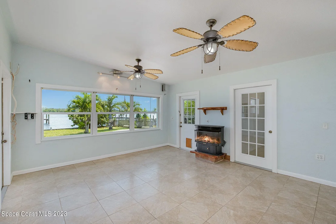 Photo of 3957 Canal Drive