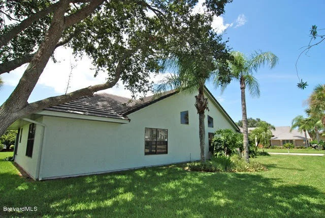 Photo of 694 Rossmoor Circle