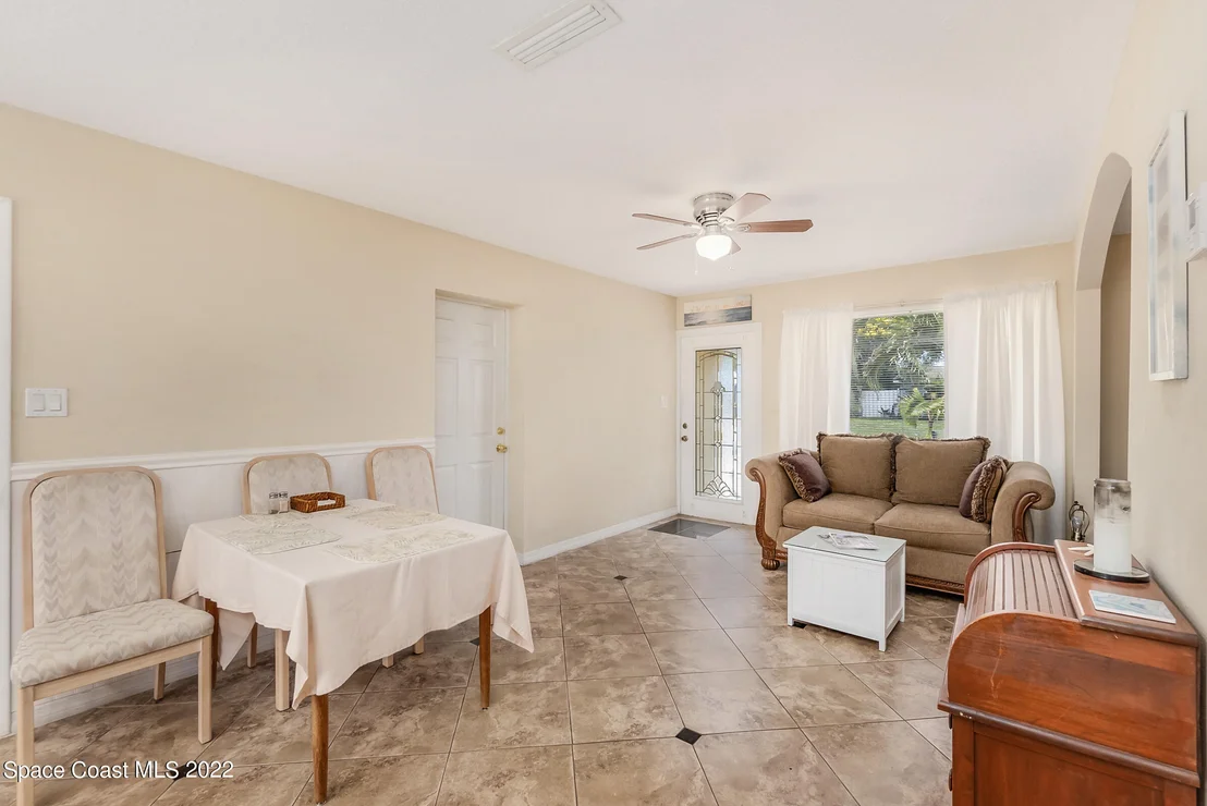 Photo of 4364 Thistleberry Drive