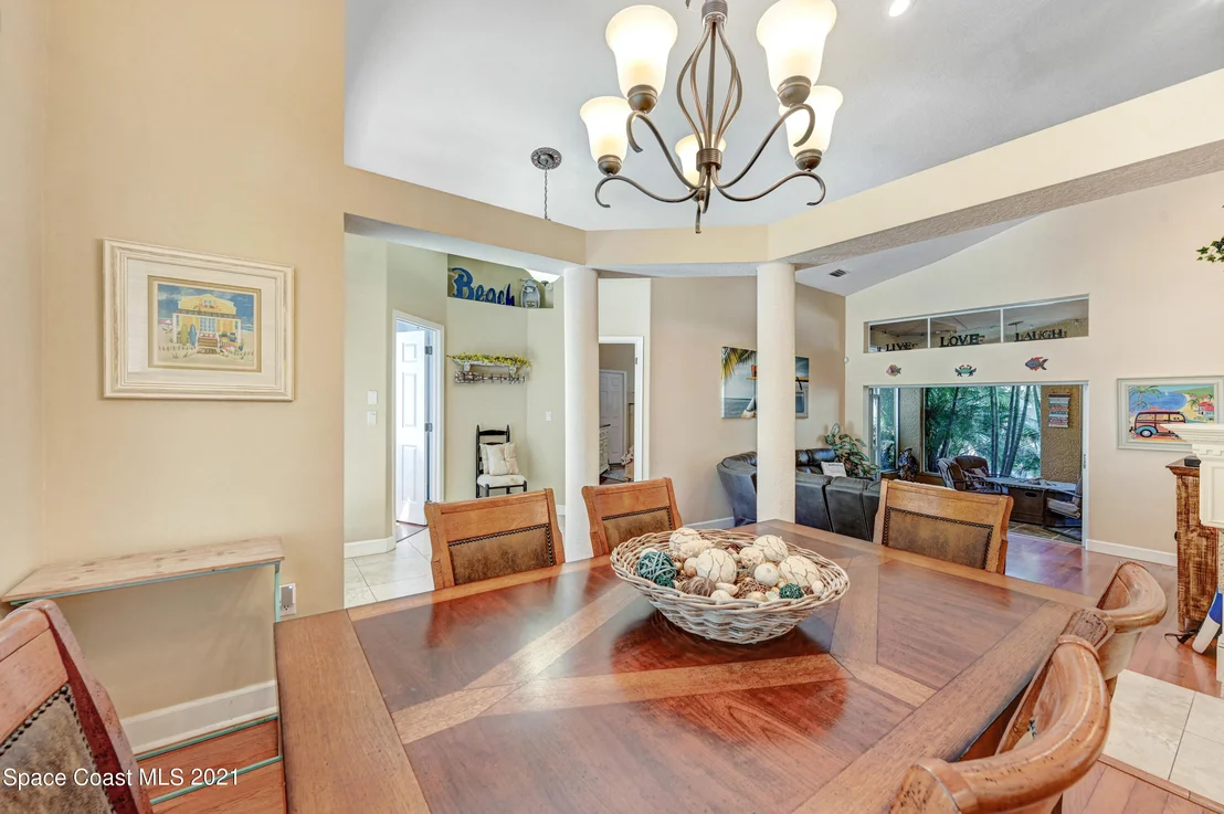 Photo of 346 Carmel Drive