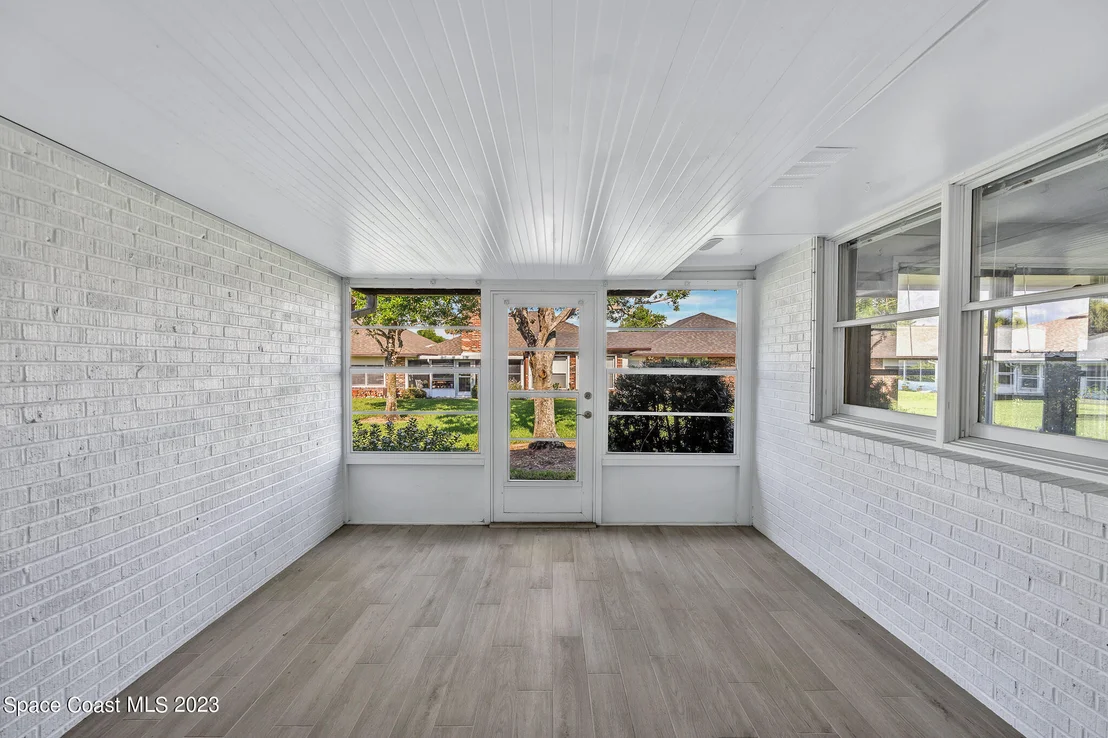 Photo of 224 Chalet Avenue