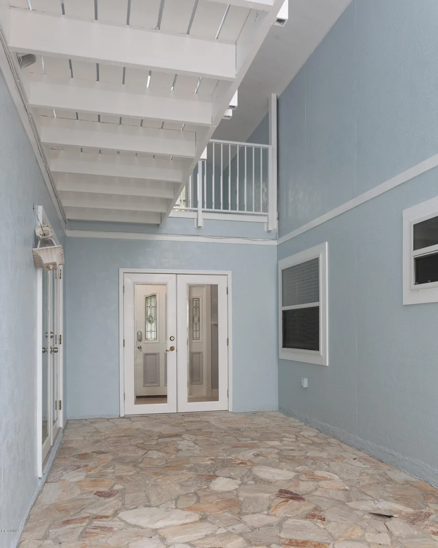 Photo of 3447 Indian River Drive N