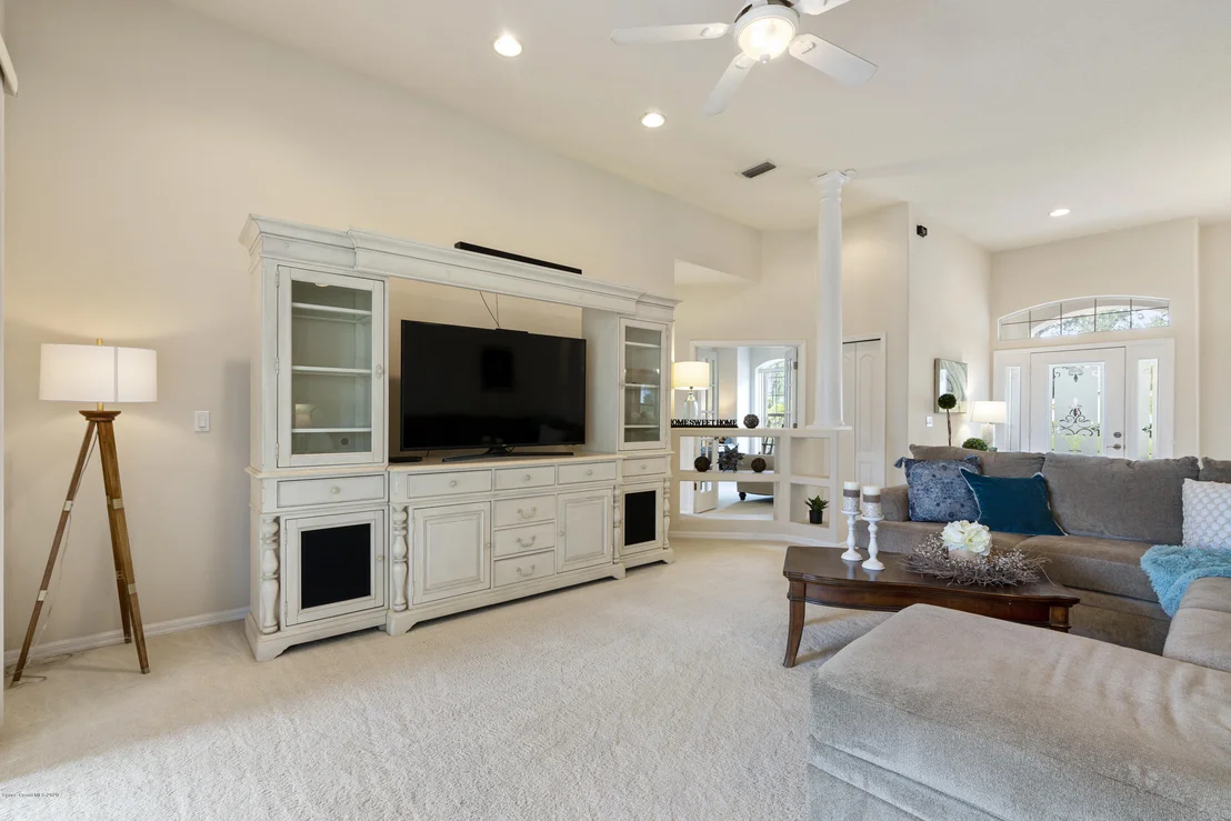 Photo of 2611 Canterbury Circle