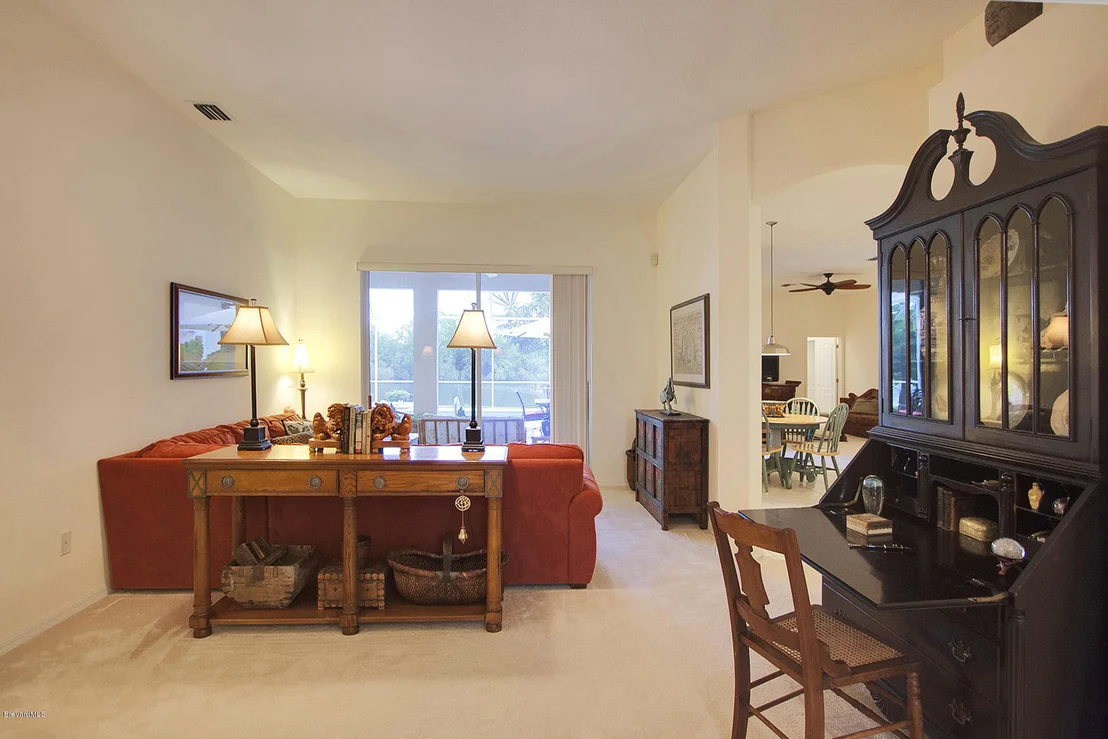 Photo of 855 CARRIAGE HILL Road