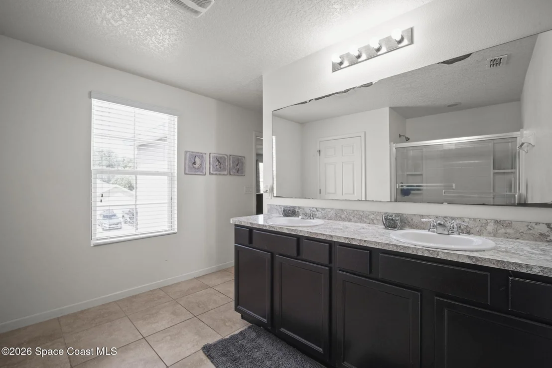 Photo of 2635 Falcon Lane