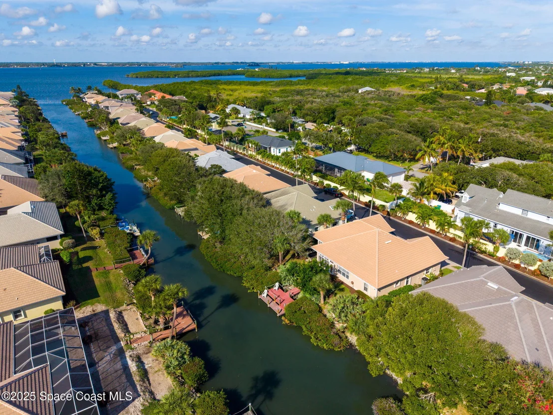 Photo of 379 Pentland Drive