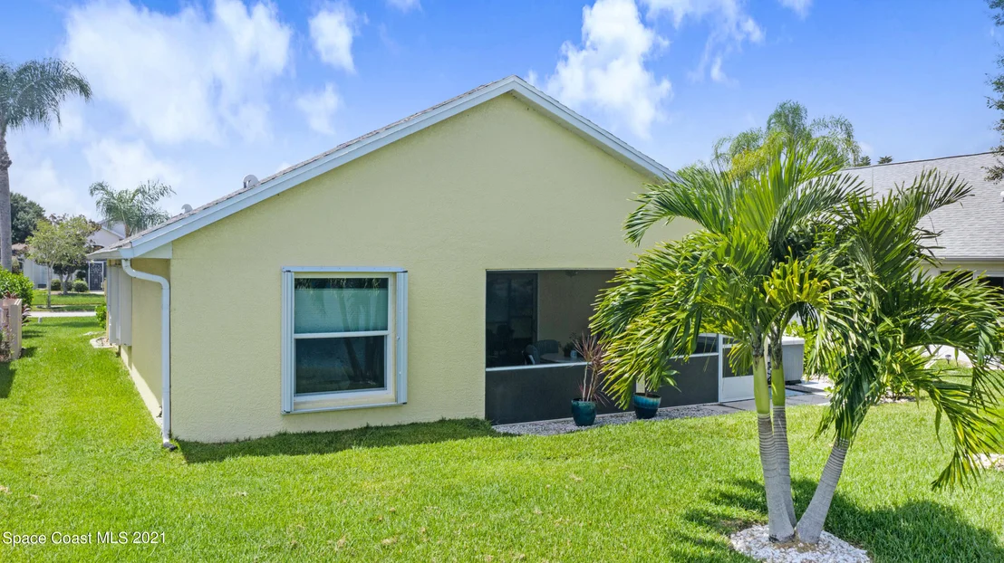 Photo of 2589 Addington Circle