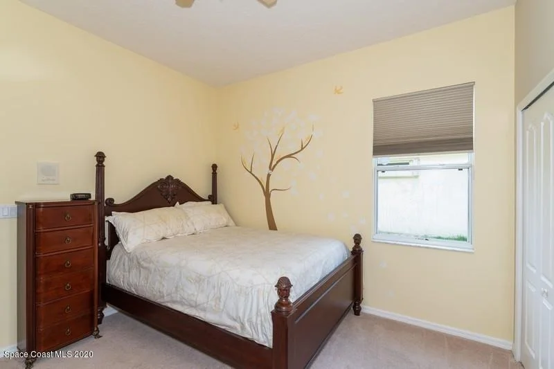 Photo of 1772 Windbrook Drive SE