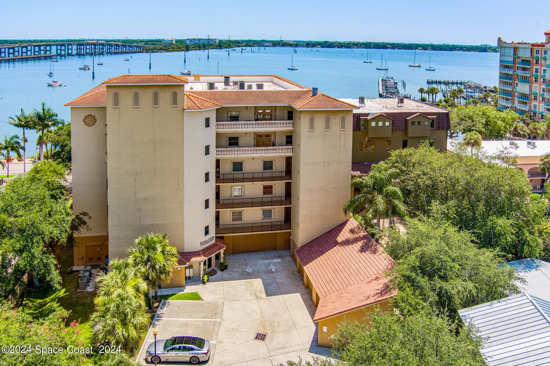 Photo of Unit 201 at 29 Riverside Drive