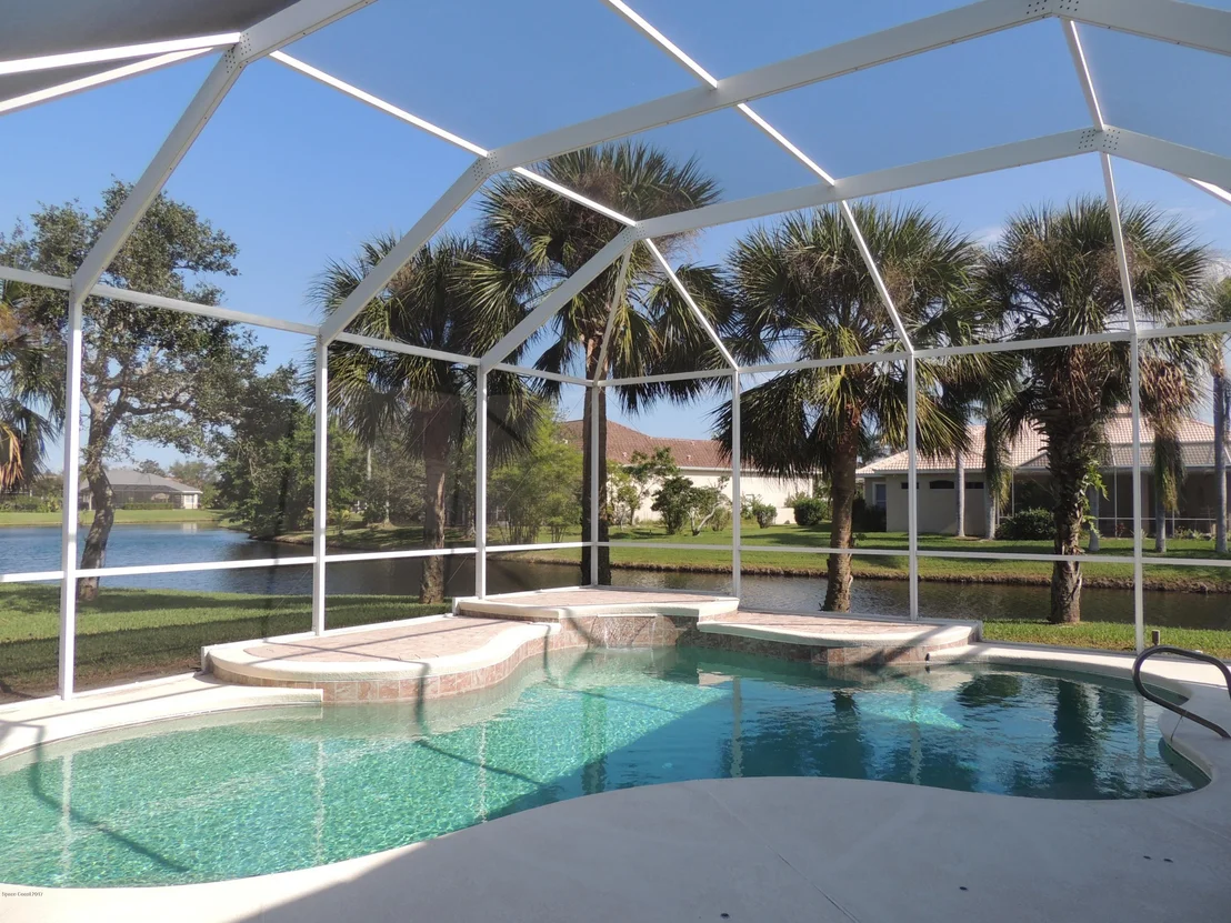 Photo of 697 Nicklaus Drive