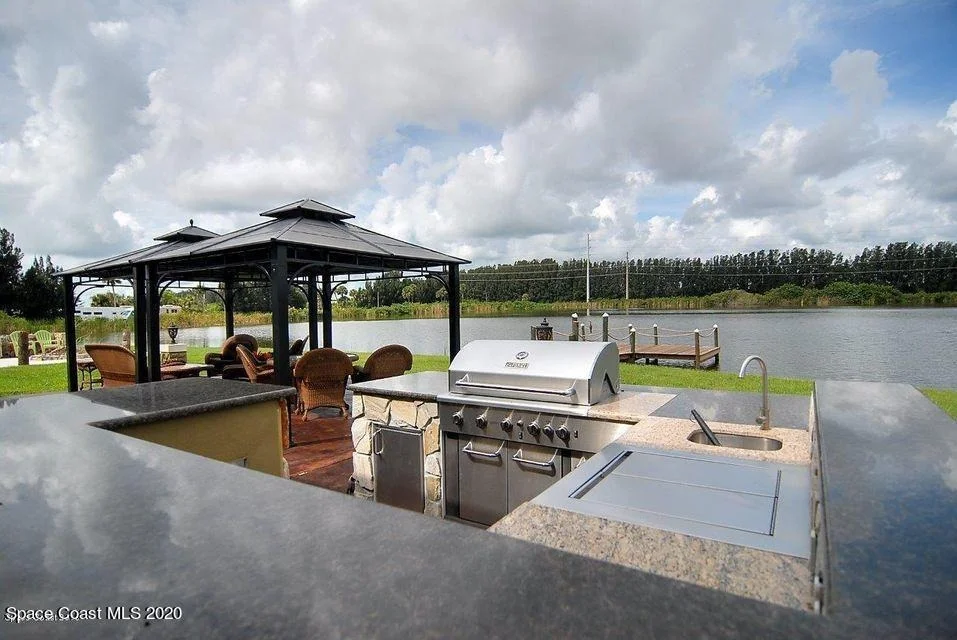 Photo of 1445 Martin Road