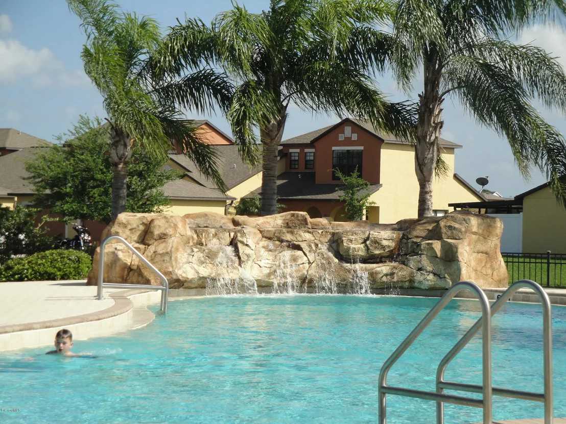 Photo of Unit 102 at 895 Luminary Circle