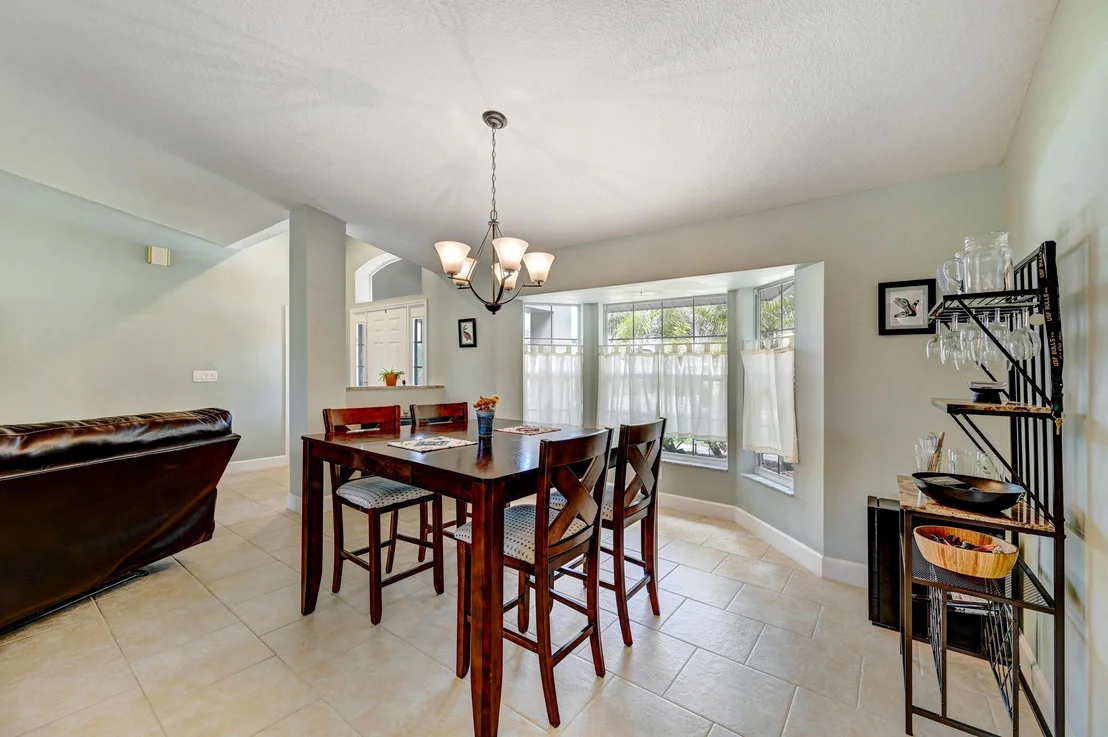 Photo of 4925 Buttonwood Drive