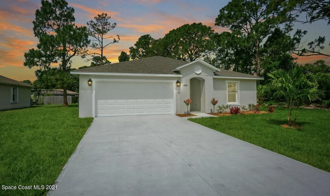 Photo of 1738 Hydrangea Road