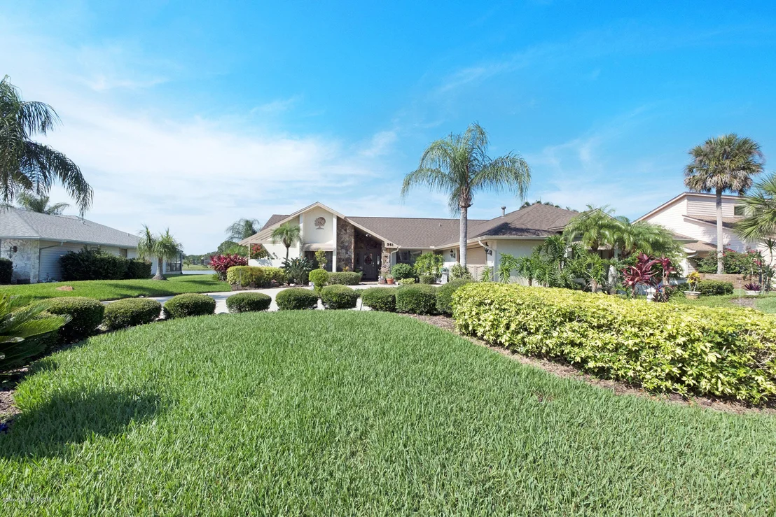 Photo of 561 Crystal Lake Drive