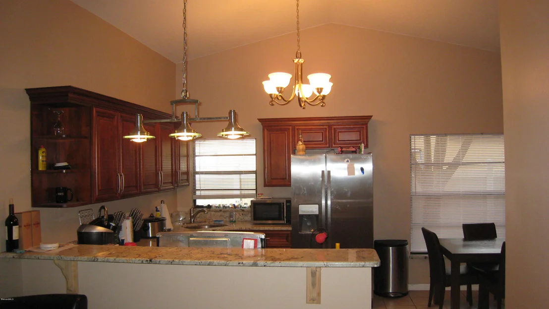 Photo of 883 Yorktowne Drive