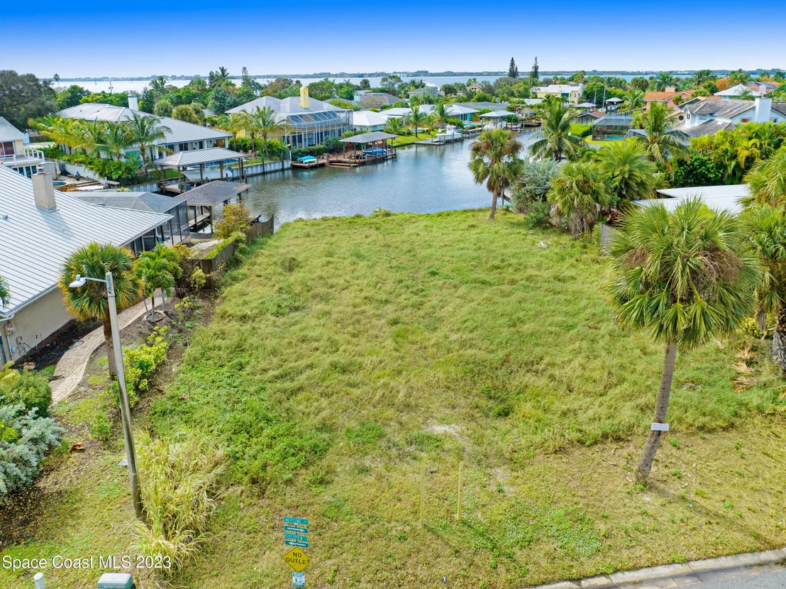 Photo of 394 River View Lane