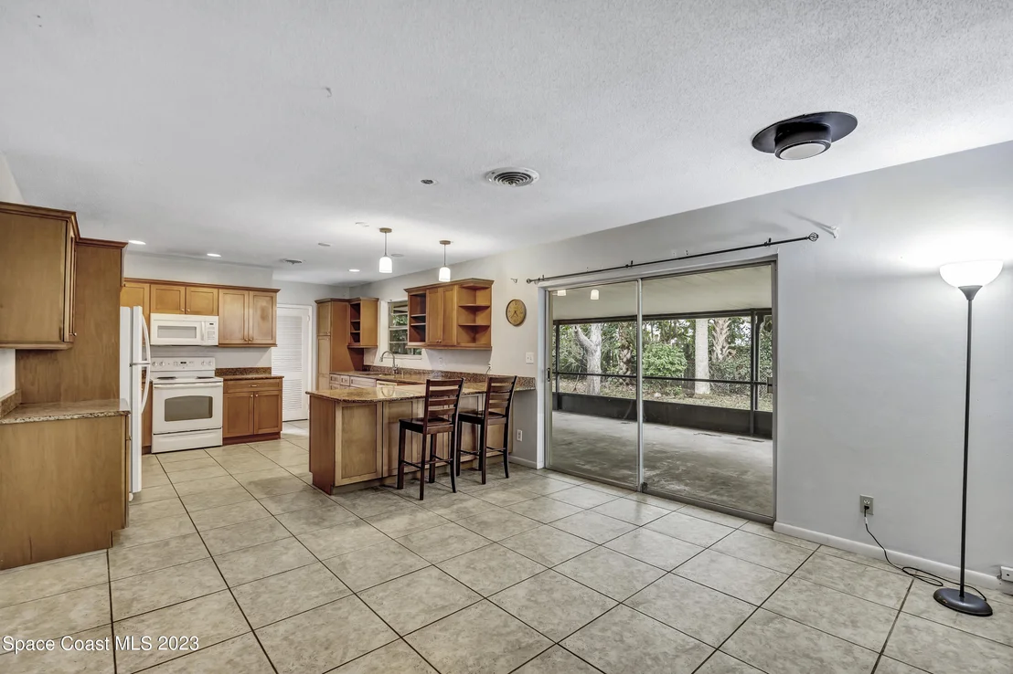 Photo of 521 Andrews Drive