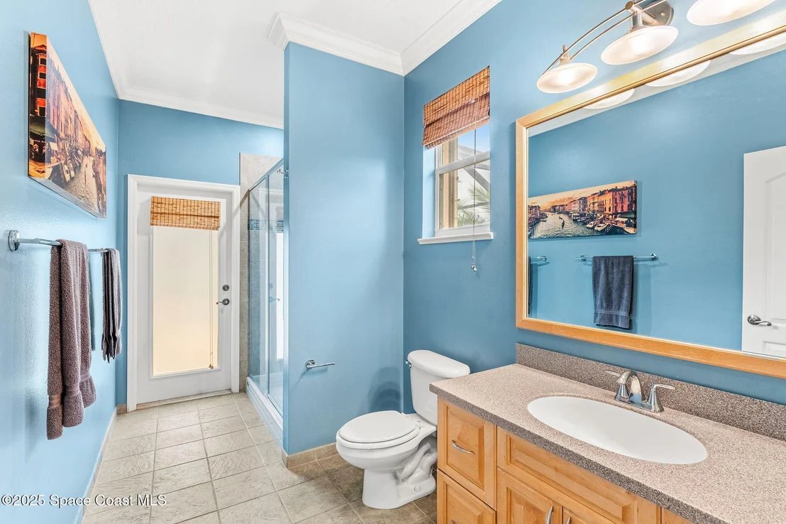 Photo of 4443 Long Lake Road