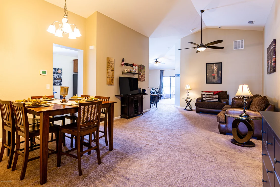 Photo of 450 Trymore Drive SE
