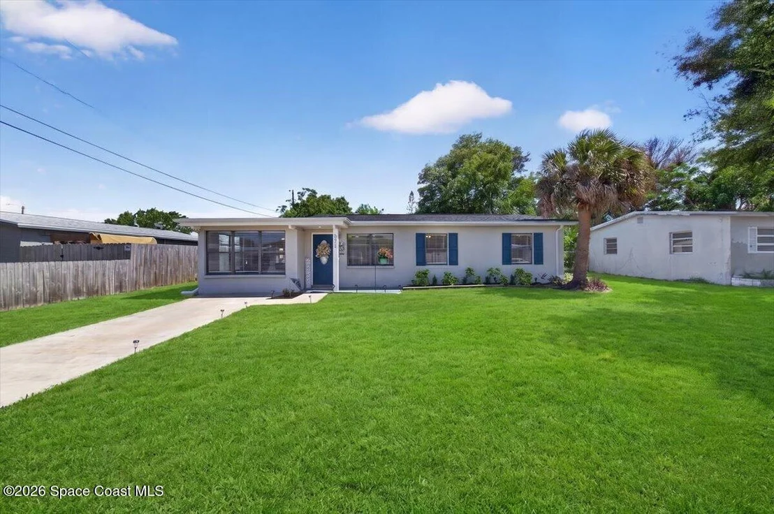 Photo of 2139 Smathers Circle N