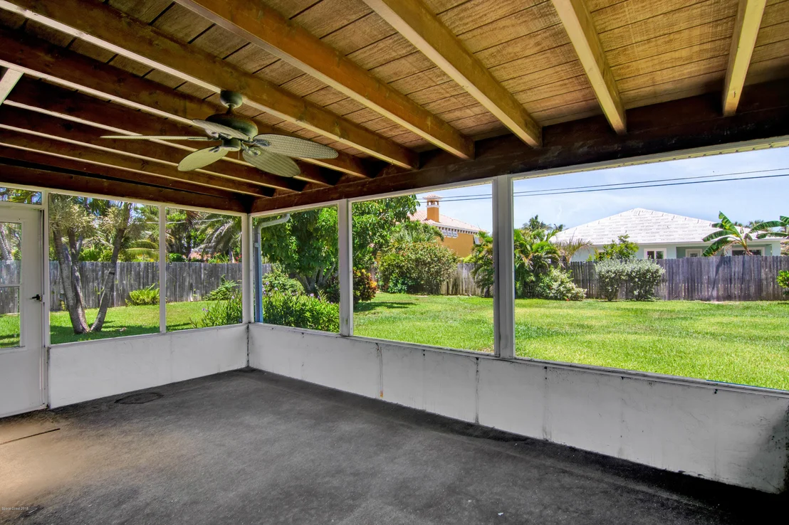 Photo of 210 4th Avenue