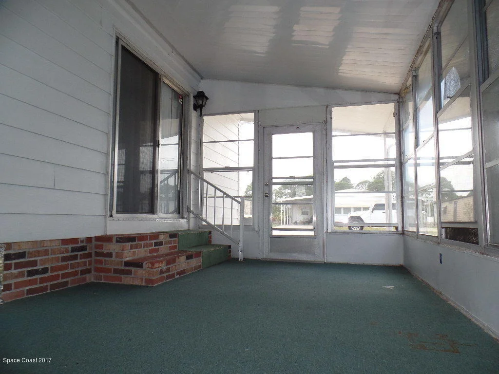 Photo of 2313 Royal Palm Dr. Ne