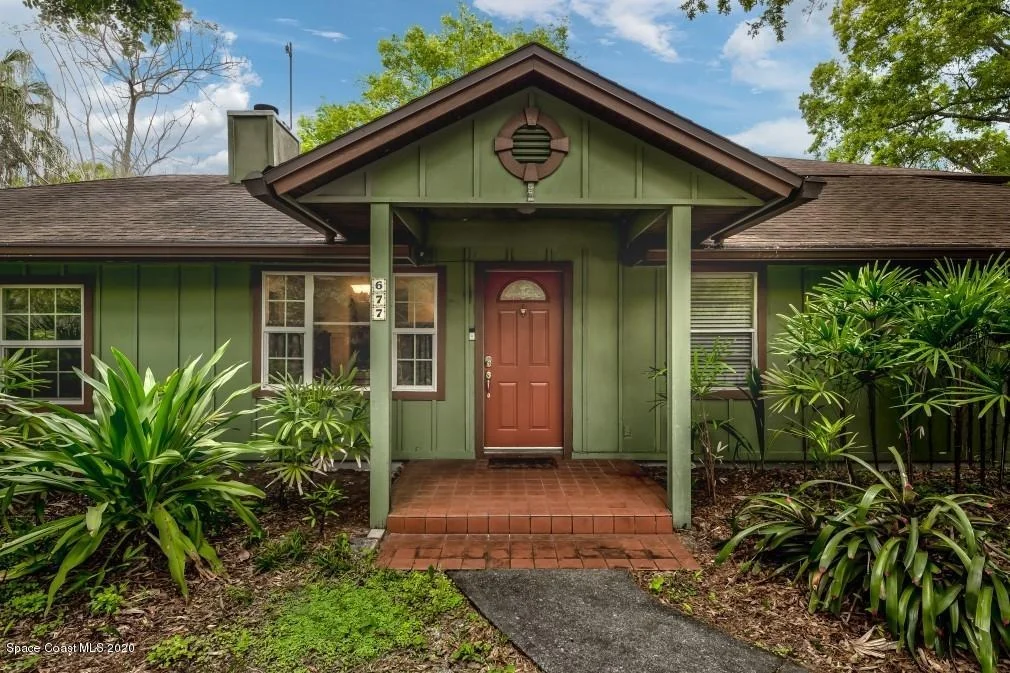 Photo of 677 W Pine Road