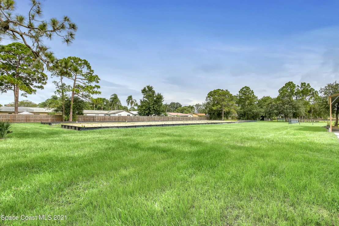 Photo of 1985 Cox Road