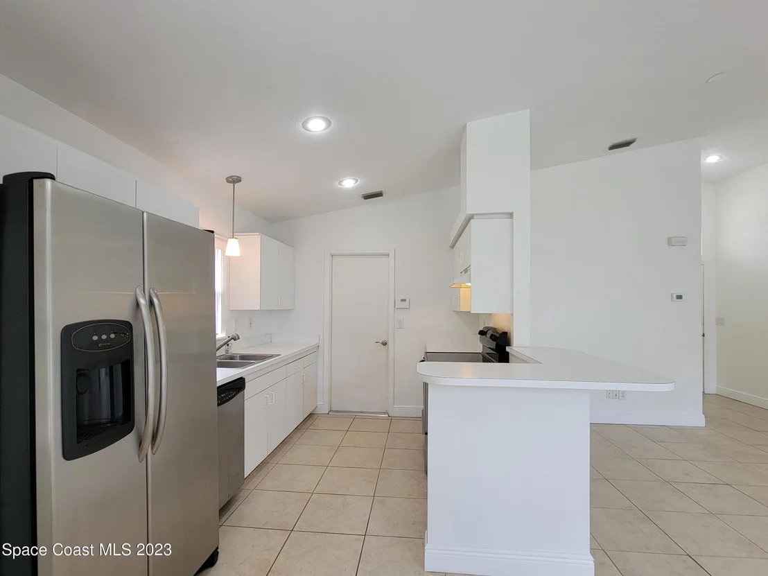 Photo of 8005 Bracken Lane