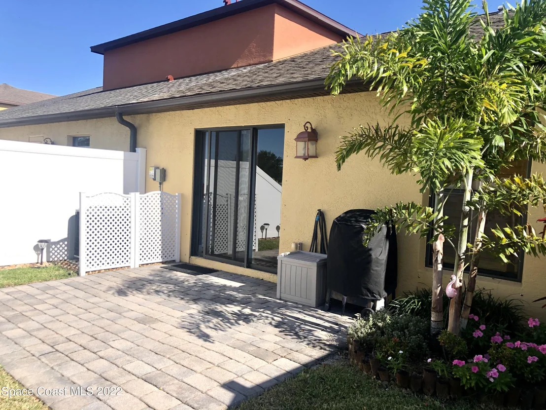 Photo of Unit 103 at 1075 Luminary Circle