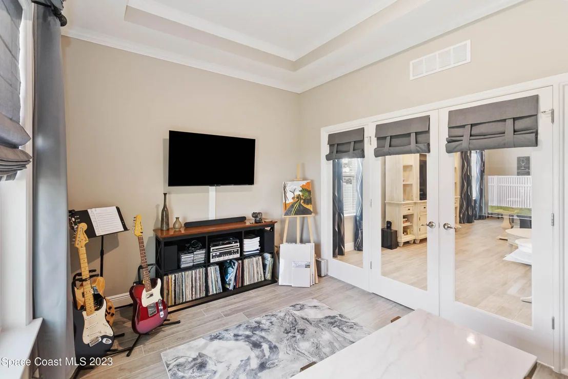 Photo of 2173 Windbrook Drive