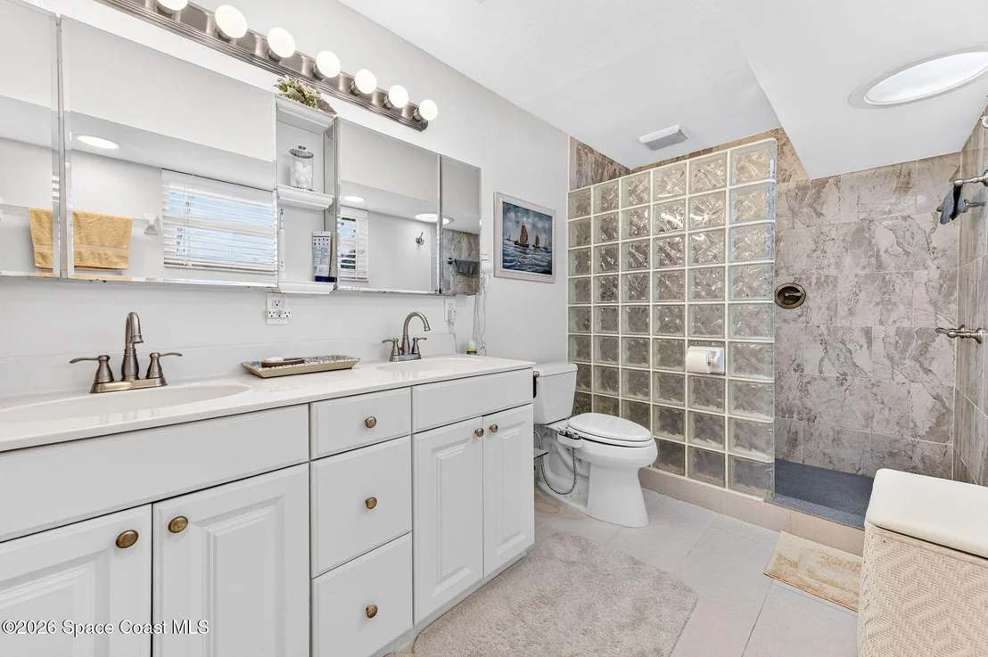 Photo of 328 Carmine Drive