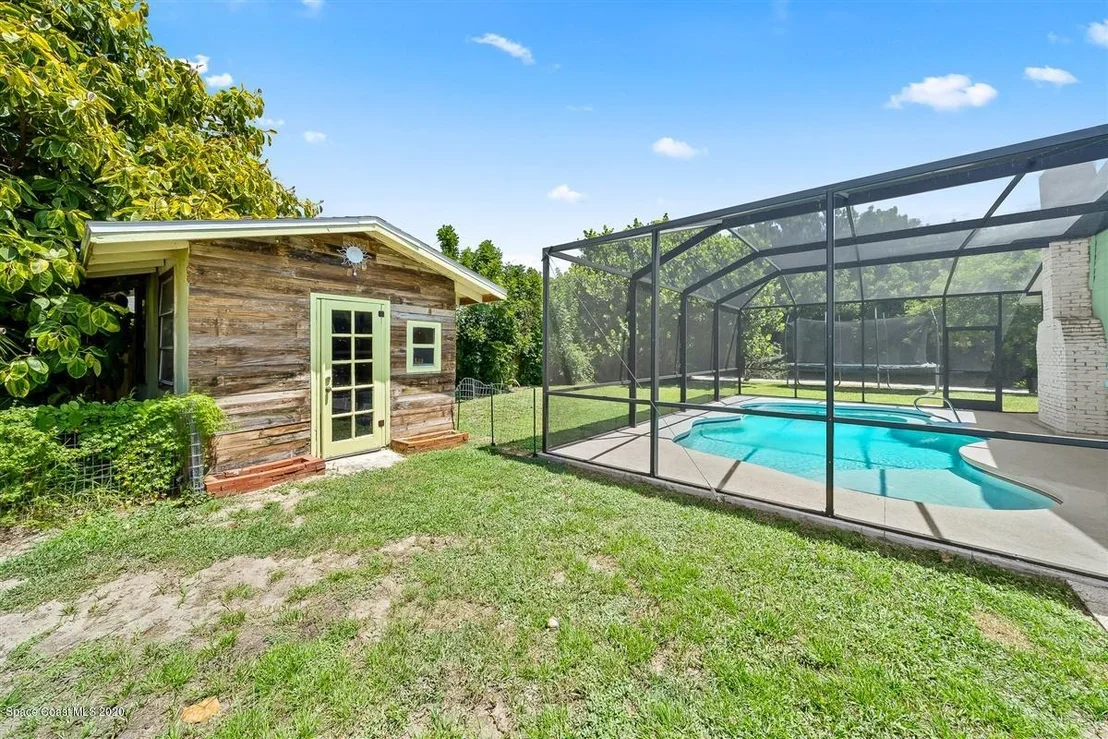 Photo of 1636 Grandview Way