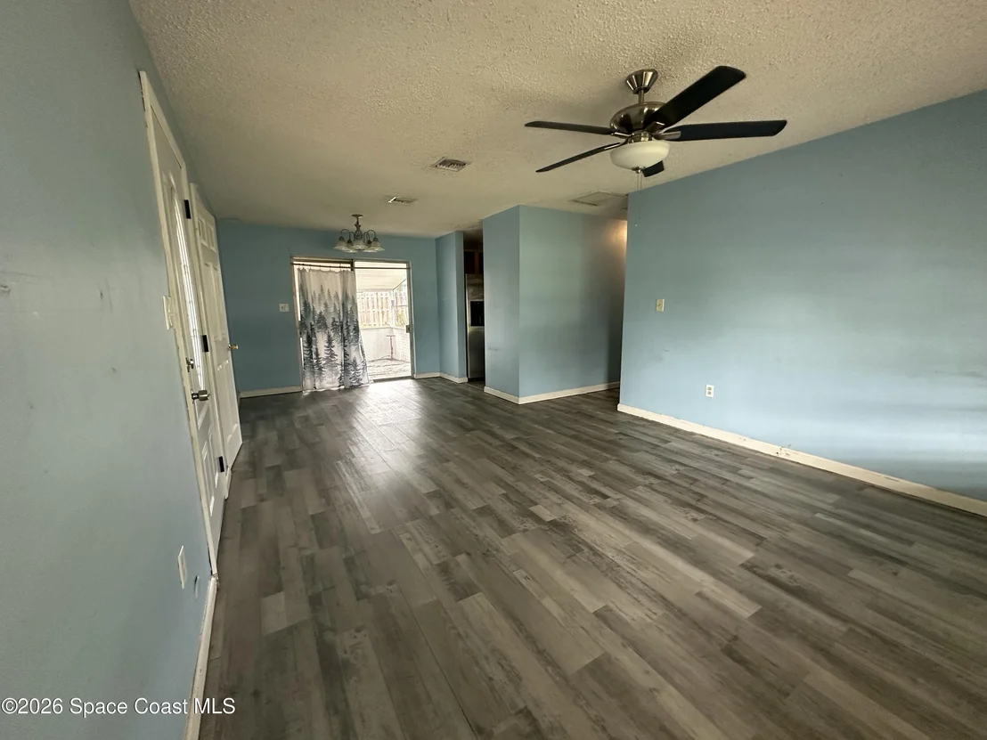Photo of 1487 Sherry Lane