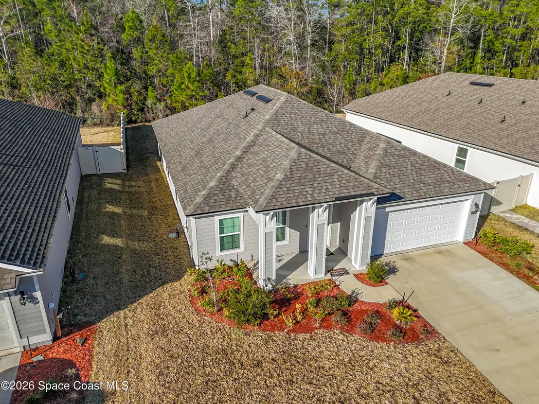Photo of 65744 Edgewater Drive