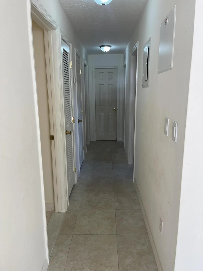 Photo of 2460 Victor Road