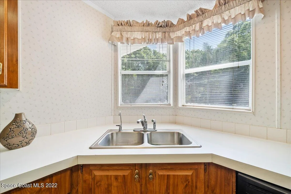 Photo of 3070 Milwaukee Avenue