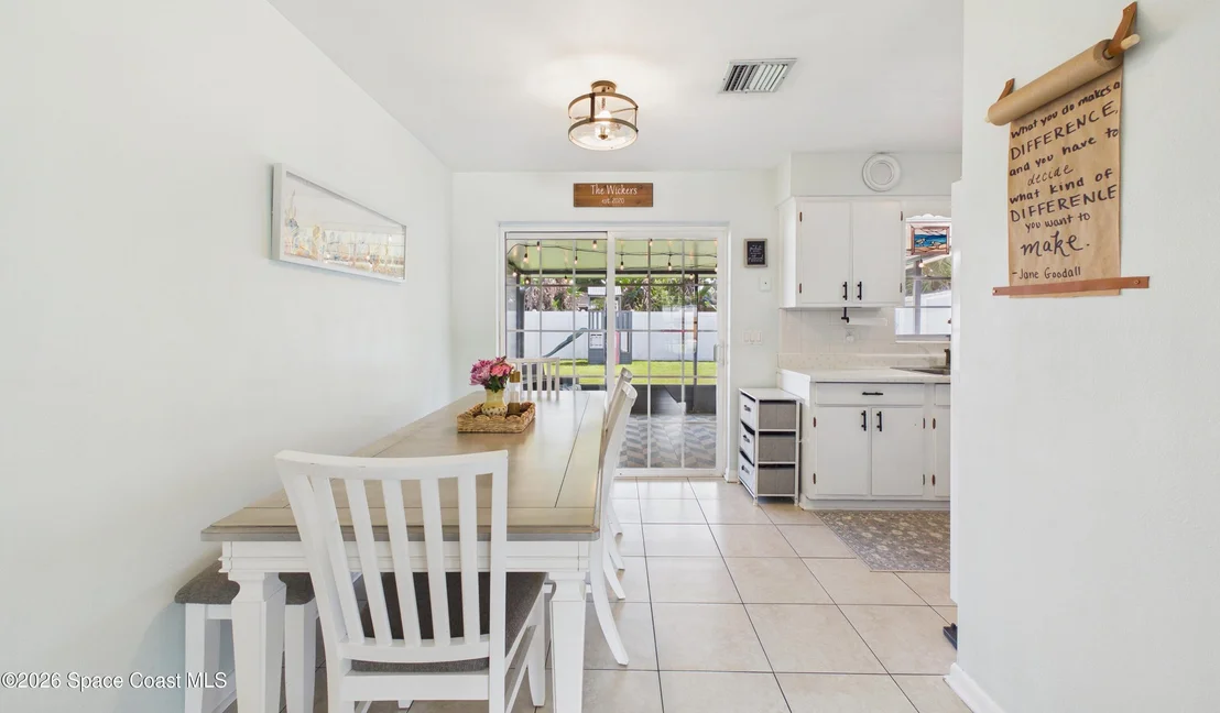 Photo of 2391 Lorna Drive