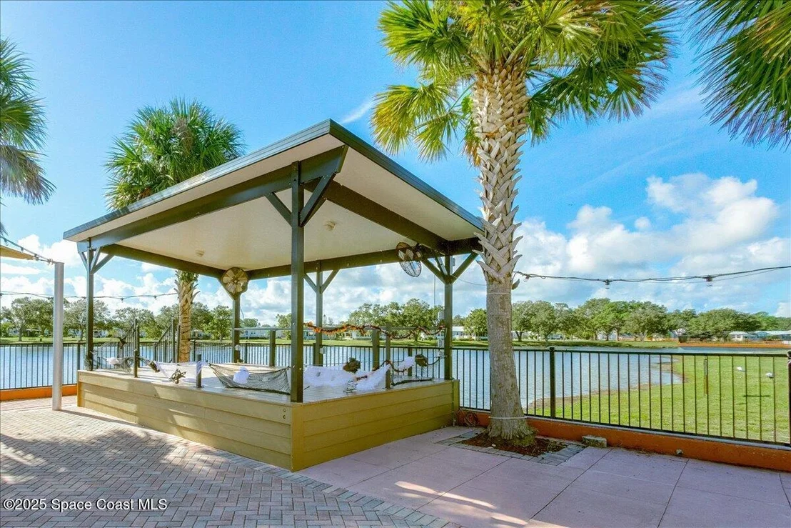 Photo of 1131 Tequesta Drive