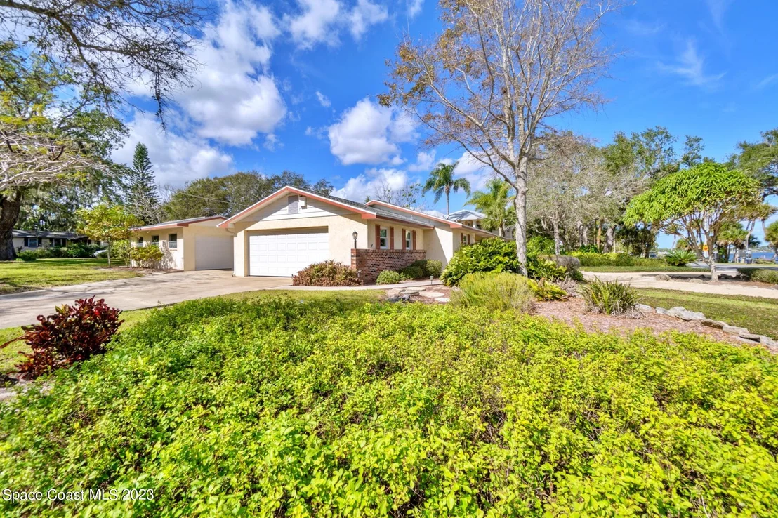 Photo of 535 Rockledge Drive
