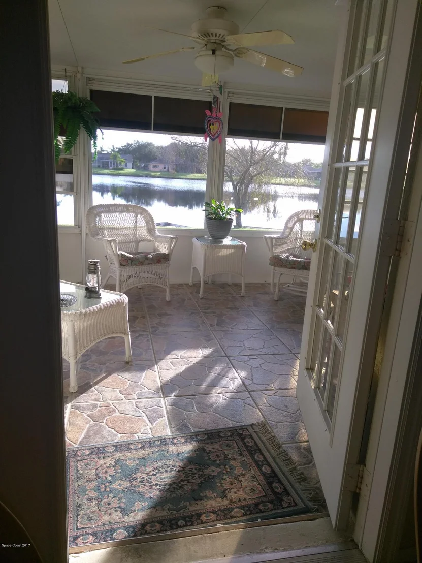 Photo of 1194 Meadow Lake Road