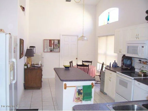 Photo of 7665 Candlewick Drive