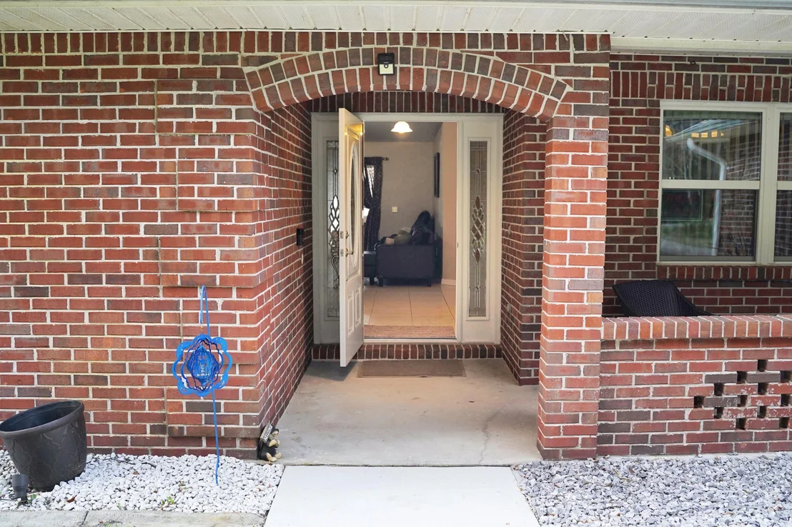 Photo of 440 N Burnett Road