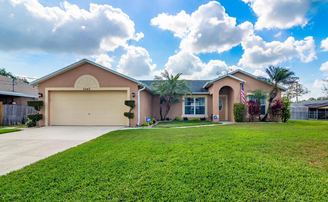 Photo of 5585 Flint Road