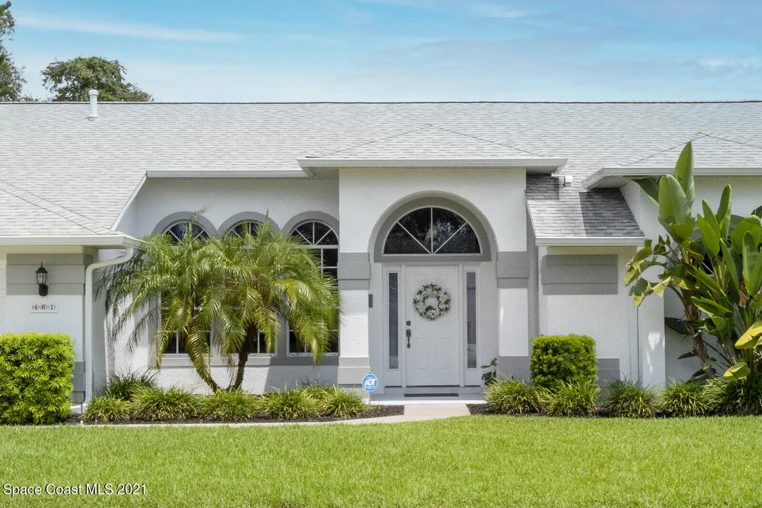 Photo of 461 Kimberly Drive
