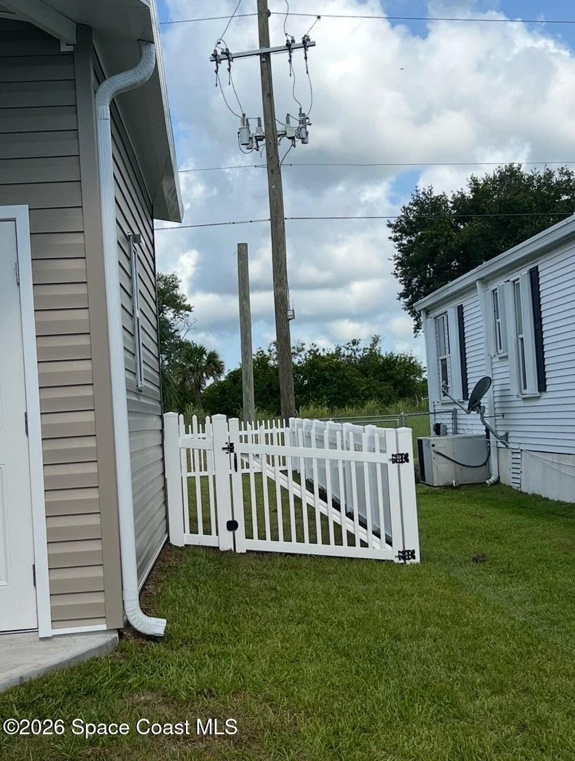 Photo of 1067 Wren Circle